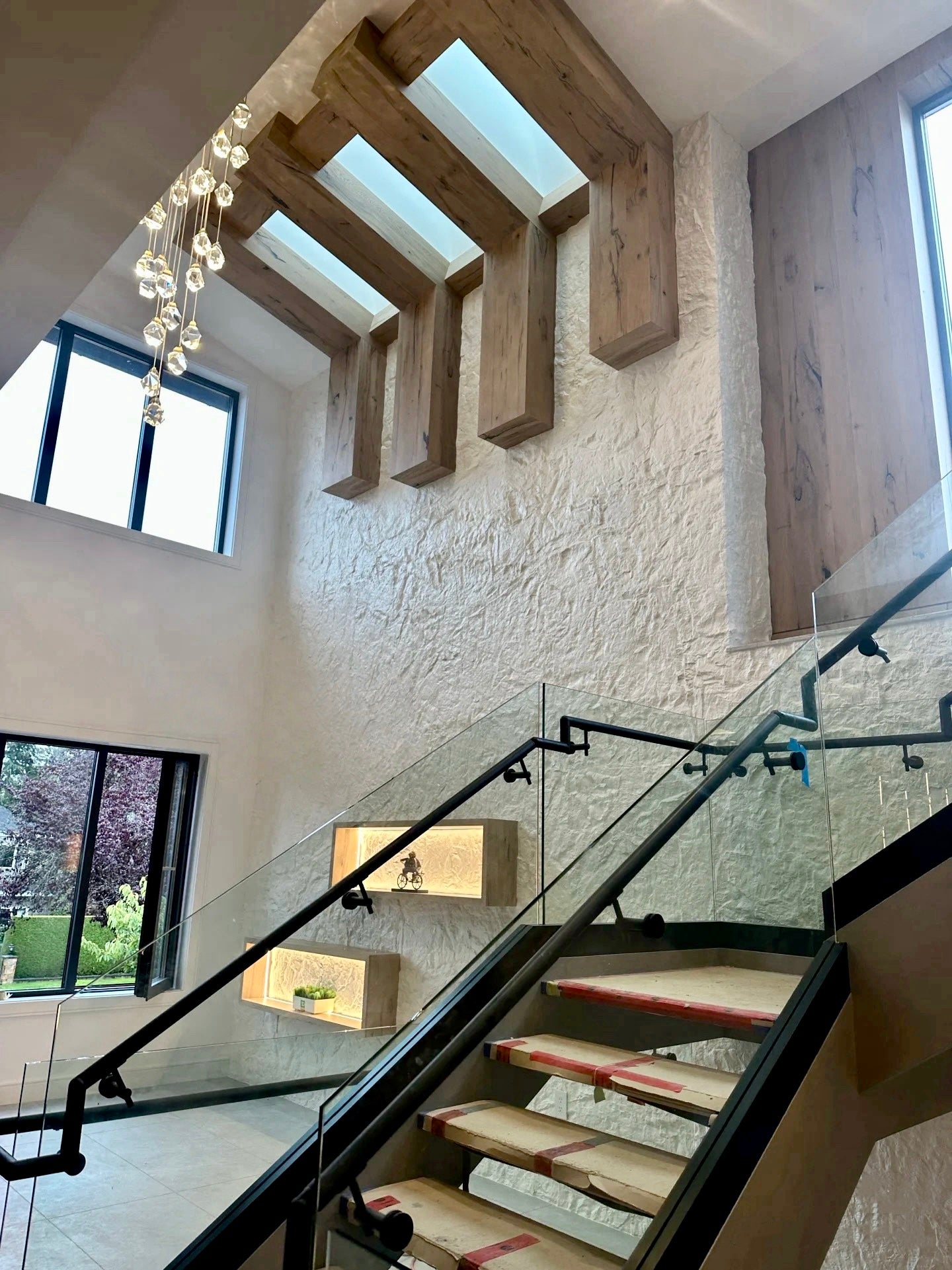 White structured rock panel for staircase